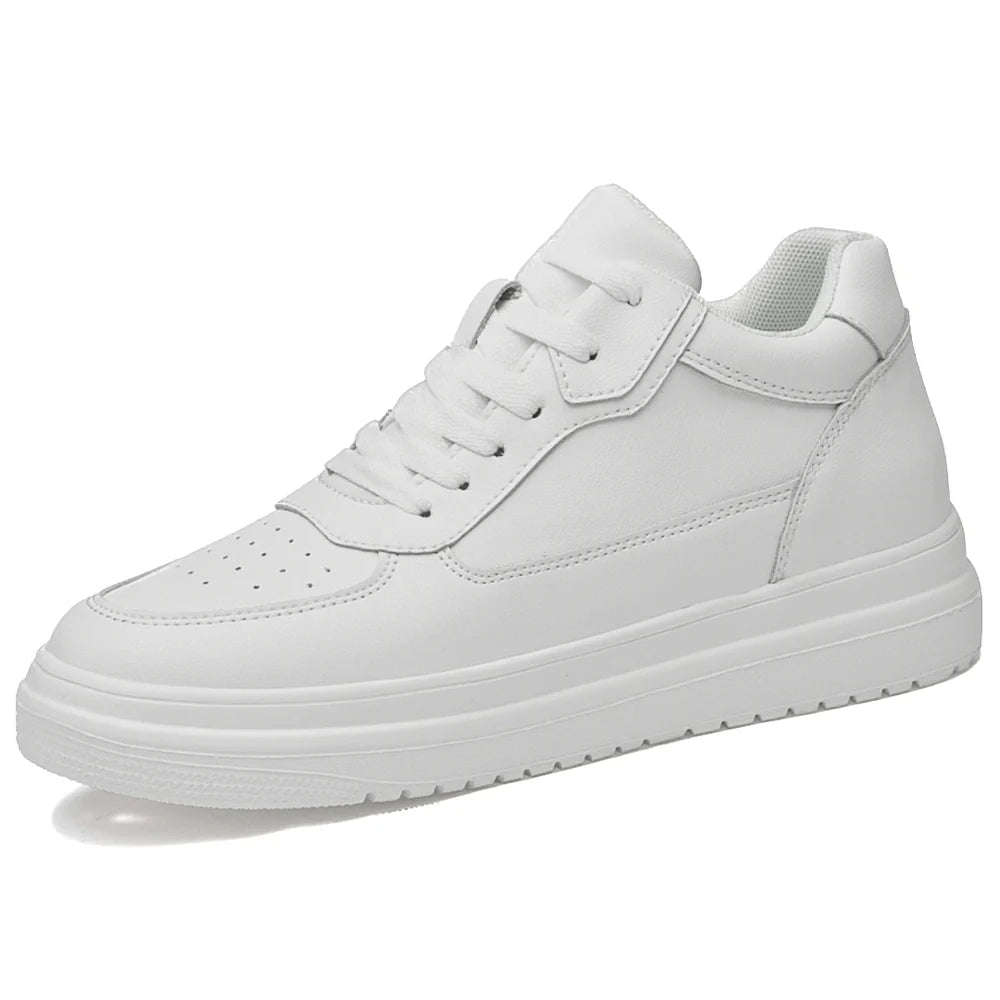 SNEAKERS CON ALTURA INVISIBLE